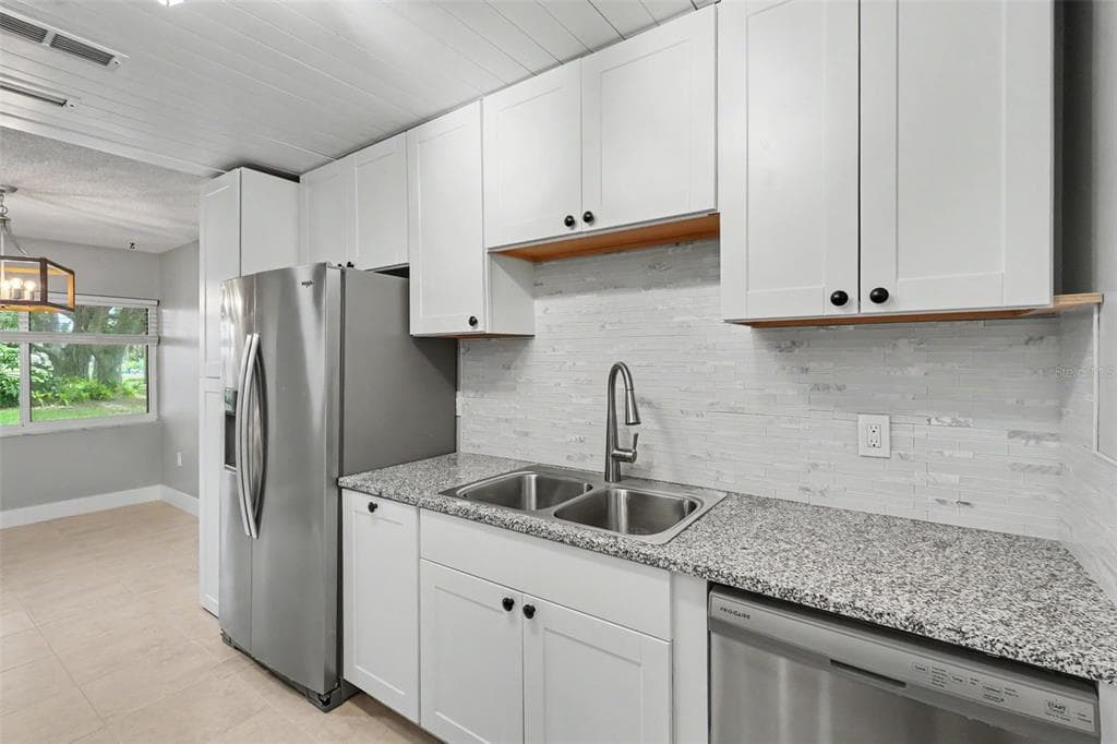 1208 HIGHLAND AVENUE SE # 121, LARGO, FL 33771 — zdjęcie 4