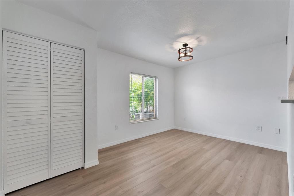 9940 7TH WAY N # 101, ST PETERSBURG, FL 33702 — zdjęcie 3