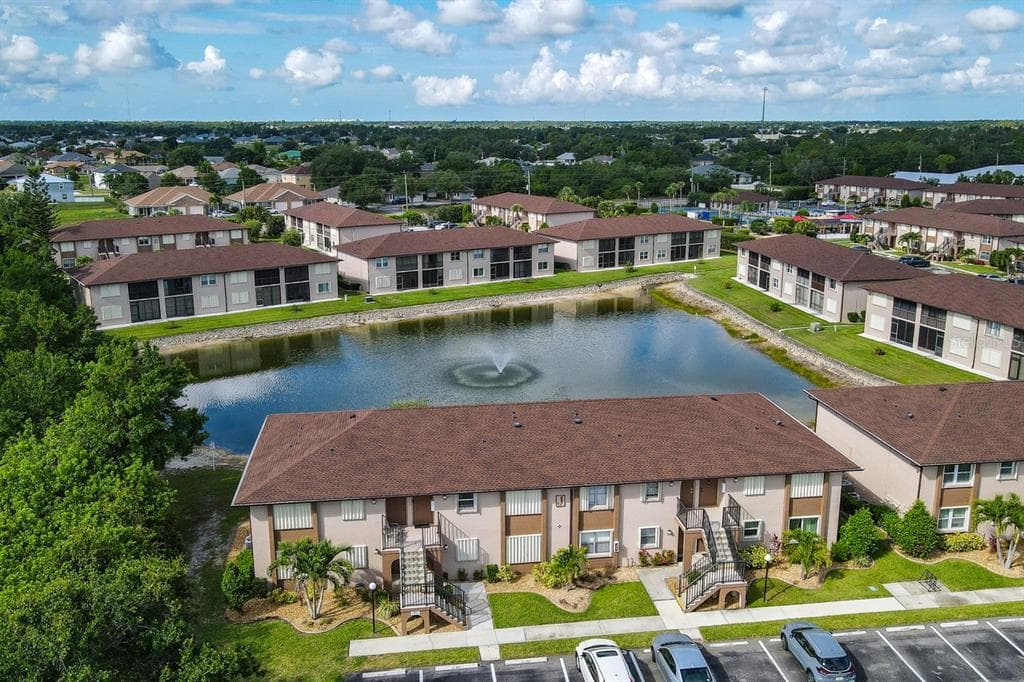 25100 SANDHILL BOULEVARD # J-201, PUNTA GORDA, FL 33983 — zdjęcie 2