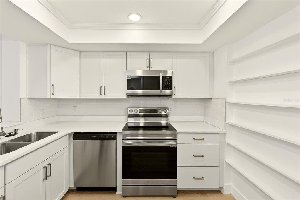 16308 GULF BOULEVARD # 103, REDINGTON BEACH, FL 33708 — zdjęcie 5