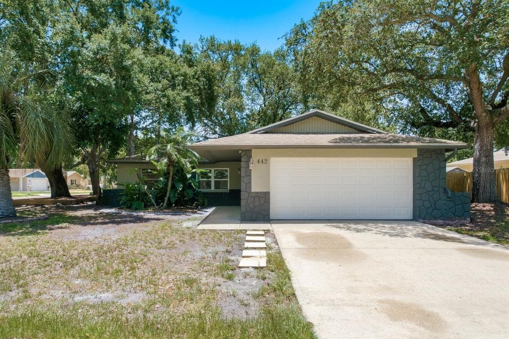 442 EVERGREEN DRIVE, OLDSMAR, FL 34677