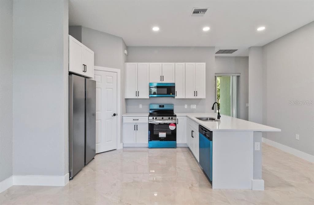 20462 KENILWORTH BOULEVARD, PORT CHARLOTTE, FL 33954 — zdjęcie 2