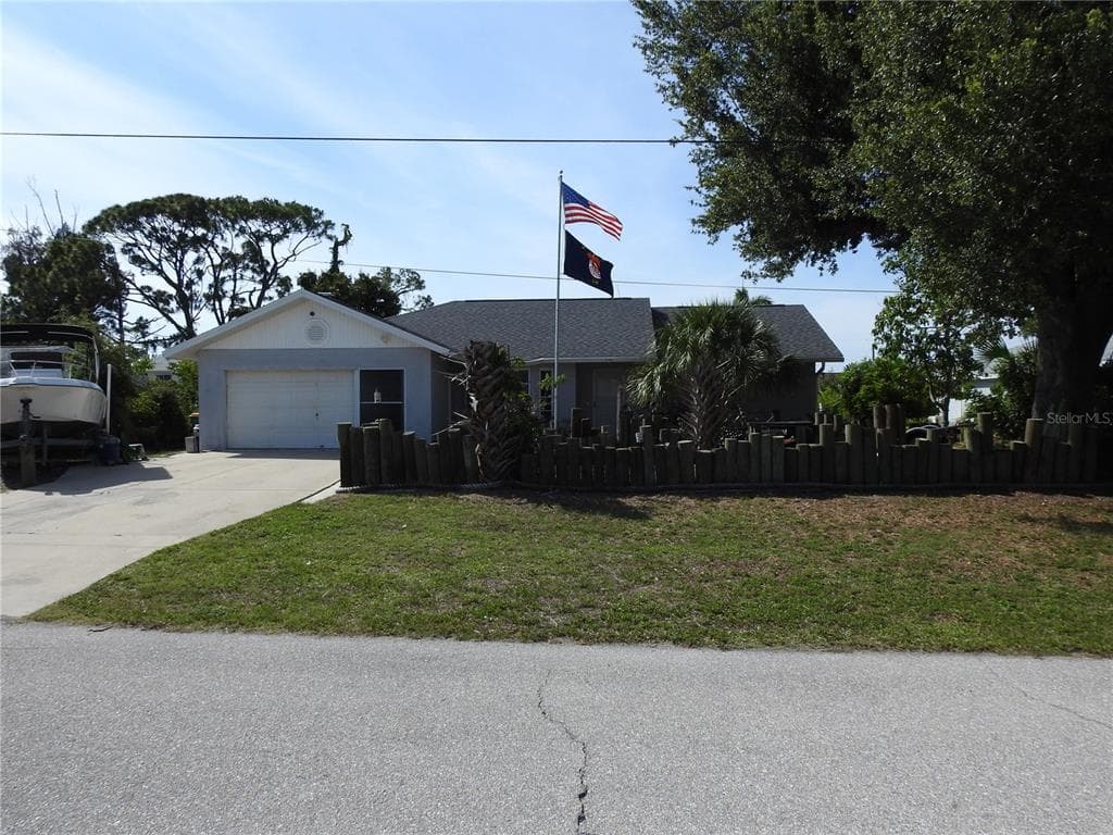 2132 PENNSYLVANIA AVENUE, ENGLEWOOD, FL 34224