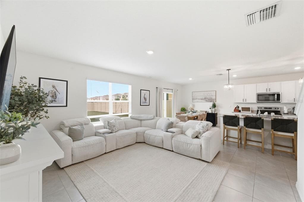 8210 DOLPHIN BLUFF BOULEVARD, WESLEY CHAPEL, FL 33545 — zdjęcie 4