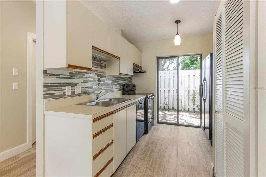 2903 62ND STREET W # 303, BRADENTON, FL 34209 — zdjęcie 3