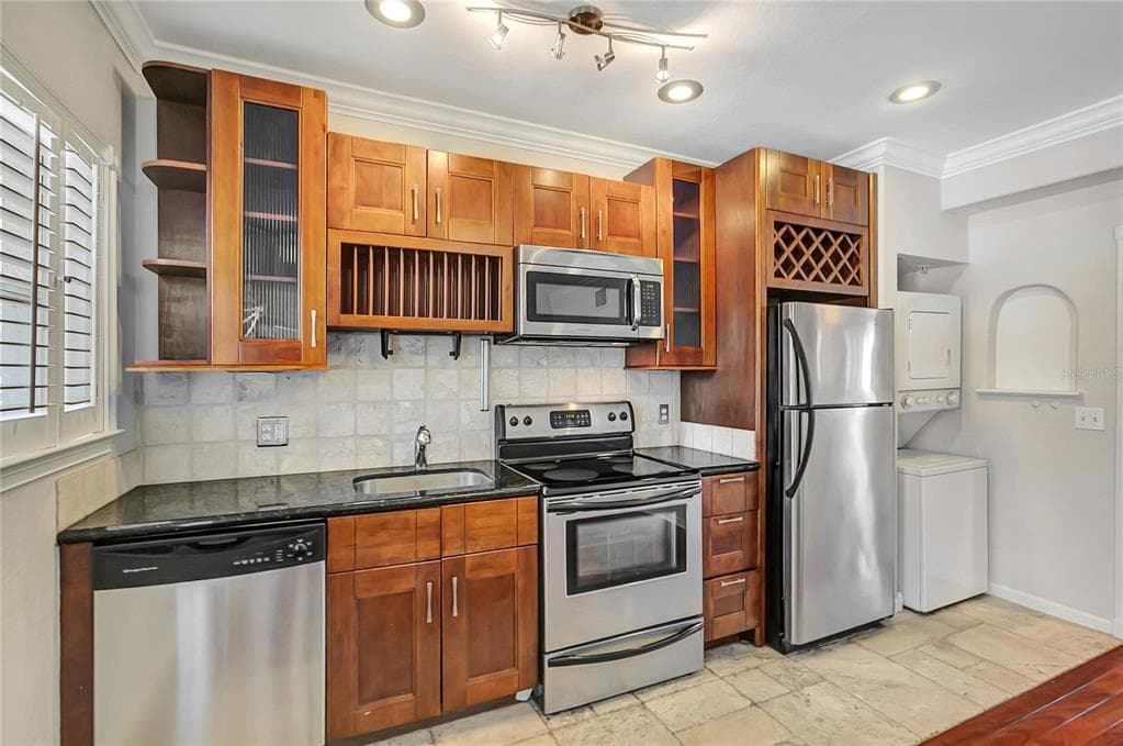 201 6TH STREET S # 102, ST PETERSBURG, FL 33701 — zdjęcie 3