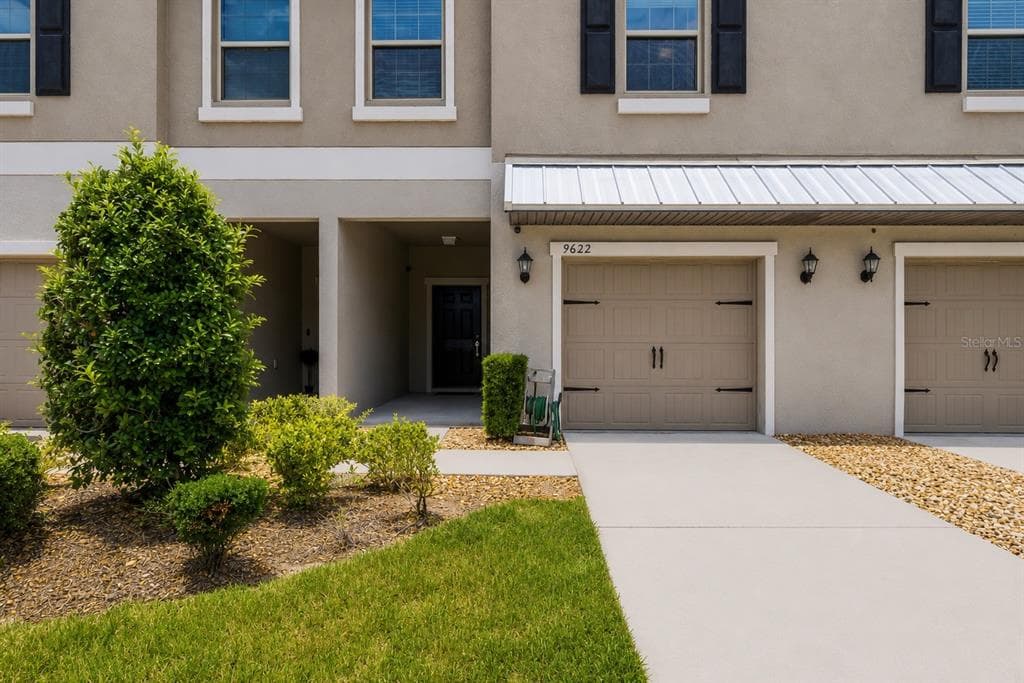 9622 PEMBROOKE PINES DRIVE, SUN CITY CENTER, FL 33573 — zdjęcie 3