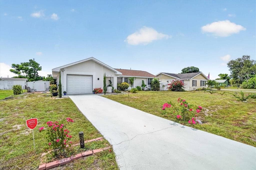885 FAIRFAX TERRACE NW, PORT CHARLOTTE, FL 33948
