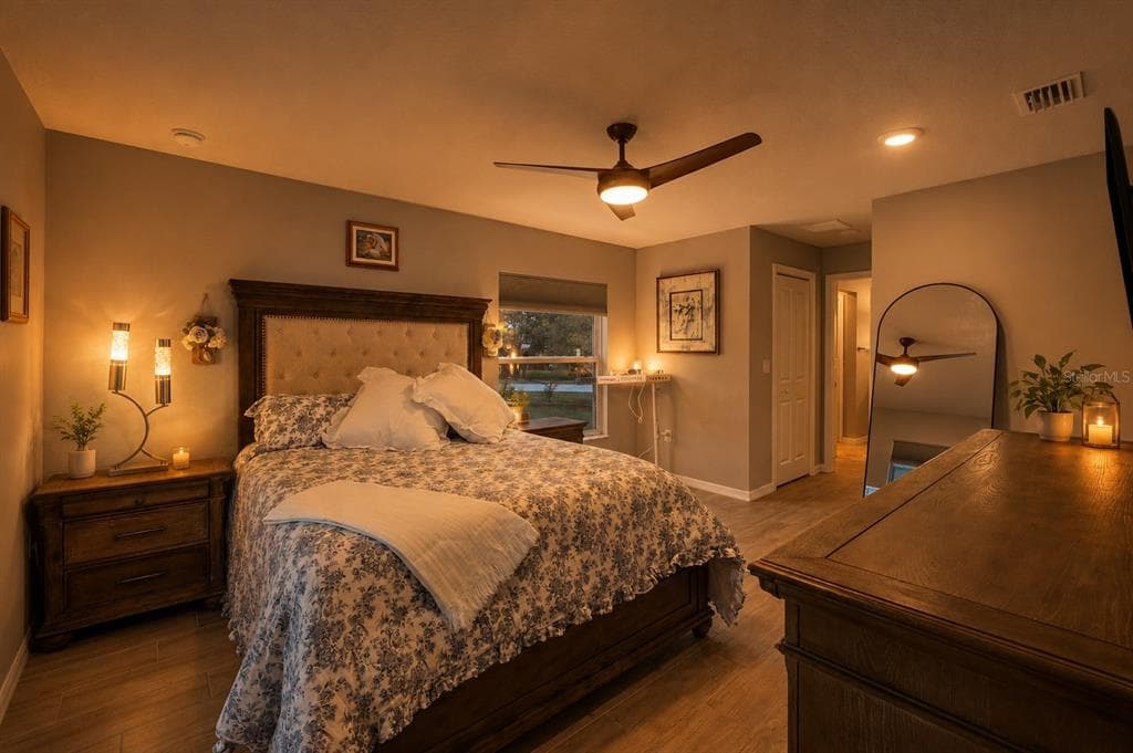 12182 PIONEER AVENUE, WEEKI WACHEE, FL 34614 — zdjęcie 4