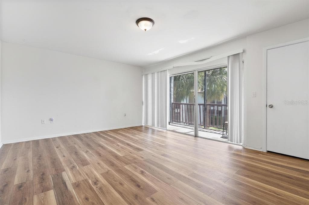 3840 N LAKE DRIVE # 125, TAMPA, FL 33614 — zdjęcie 3