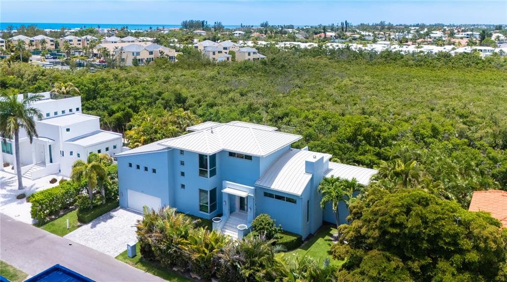 705 JUNGLE QUEEN WAY, LONGBOAT KEY, FL 34228 — zdjęcie 2