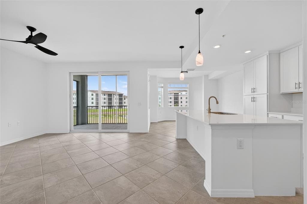 18461 COPPERHEAD COURT N # 422, LEHIGH ACRES, FL 33936 — zdjęcie 2