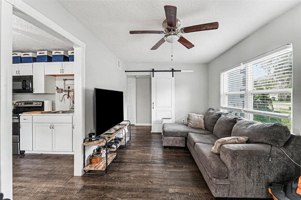 1024 GRANT AVENUE, MOUNT DORA, FL 32757 — zdjęcie 5