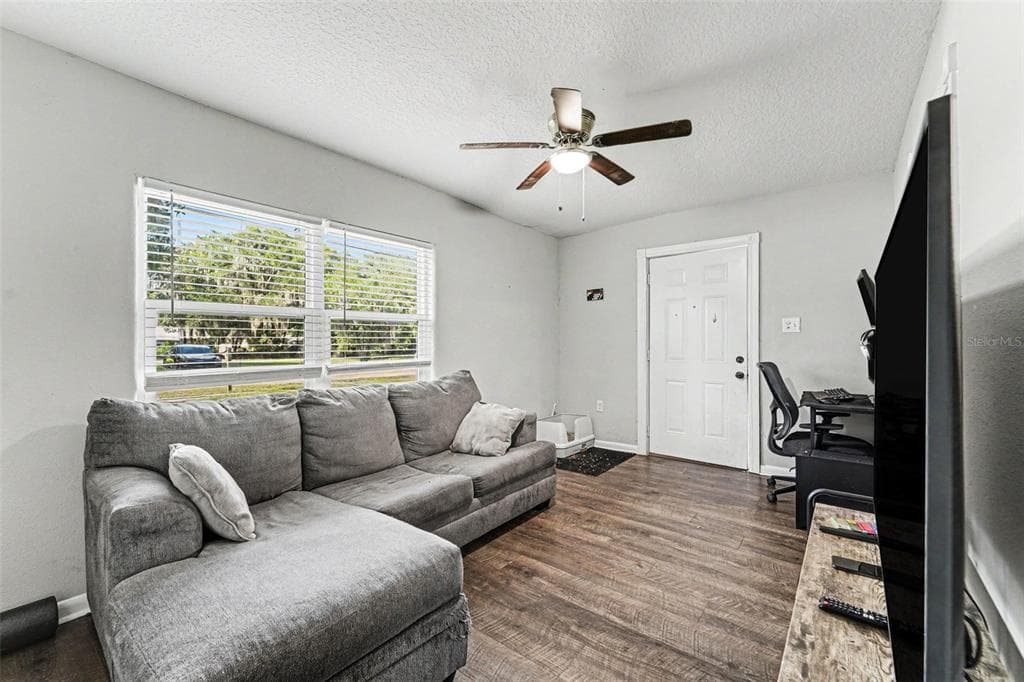 1024 GRANT AVENUE, MOUNT DORA, FL 32757 — zdjęcie 4