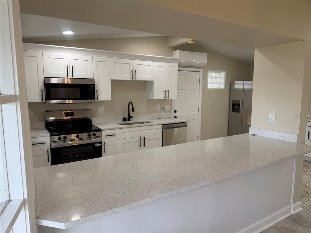 13423 SUSAN DRIVE, HUDSON, FL 34667 — zdjęcie 5