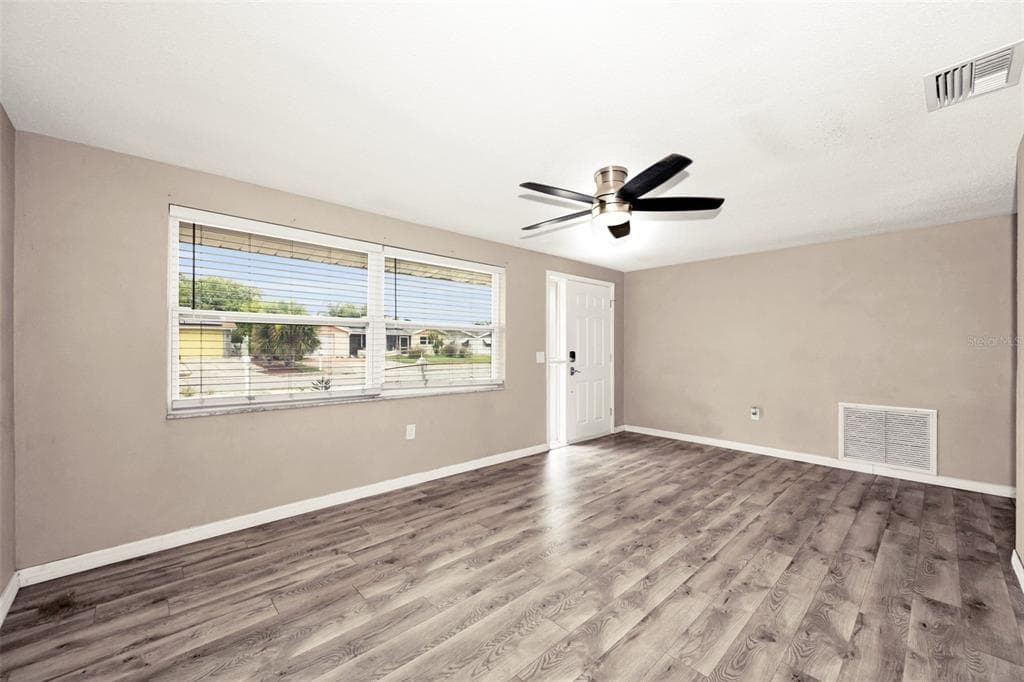 10910 BRIDLETON ROAD, PORT RICHEY, FL 34668 — zdjęcie 5