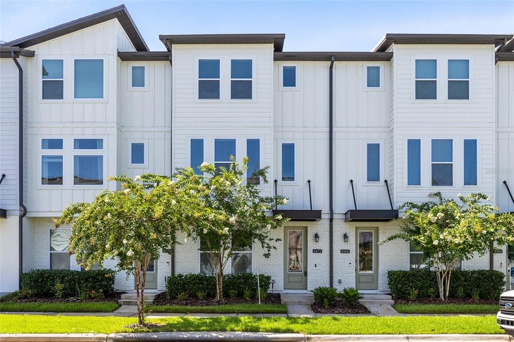 8472 SPERRY STREET, ORLANDO, FL 32827