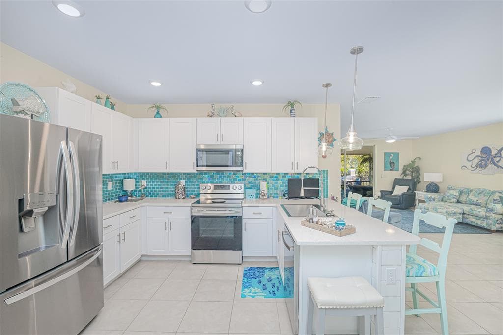 25104 E LENOX CIRCLE, PUNTA GORDA, FL 33950 — zdjęcie 3