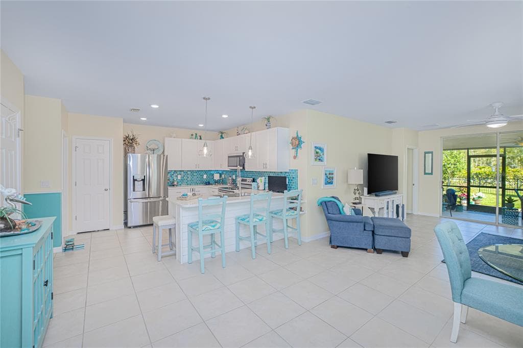 25104 E LENOX CIRCLE, PUNTA GORDA, FL 33950 — zdjęcie 4