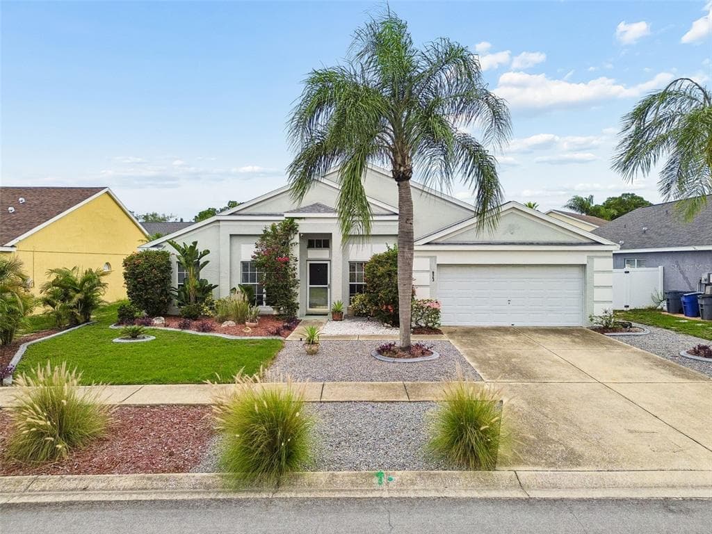 923 HUNTER LANE, TARPON SPRINGS, FL 34689
