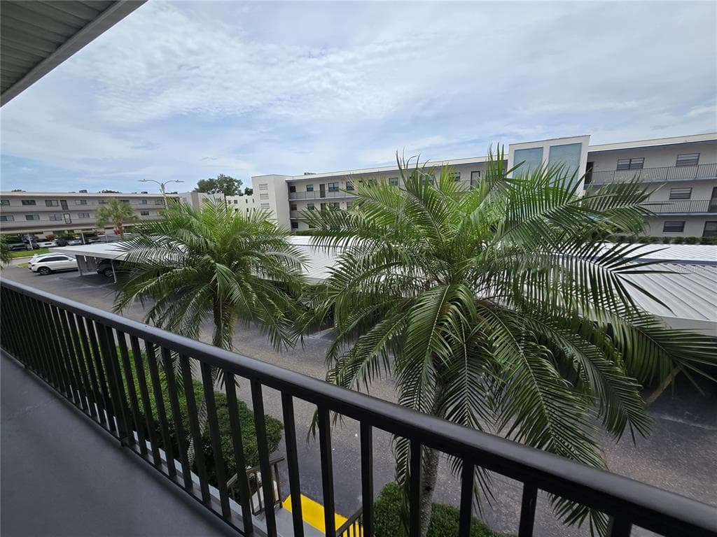 5967 TERRACE PARK DRIVE N # 206, ST PETERSBURG, FL 33709 — zdjęcie 5