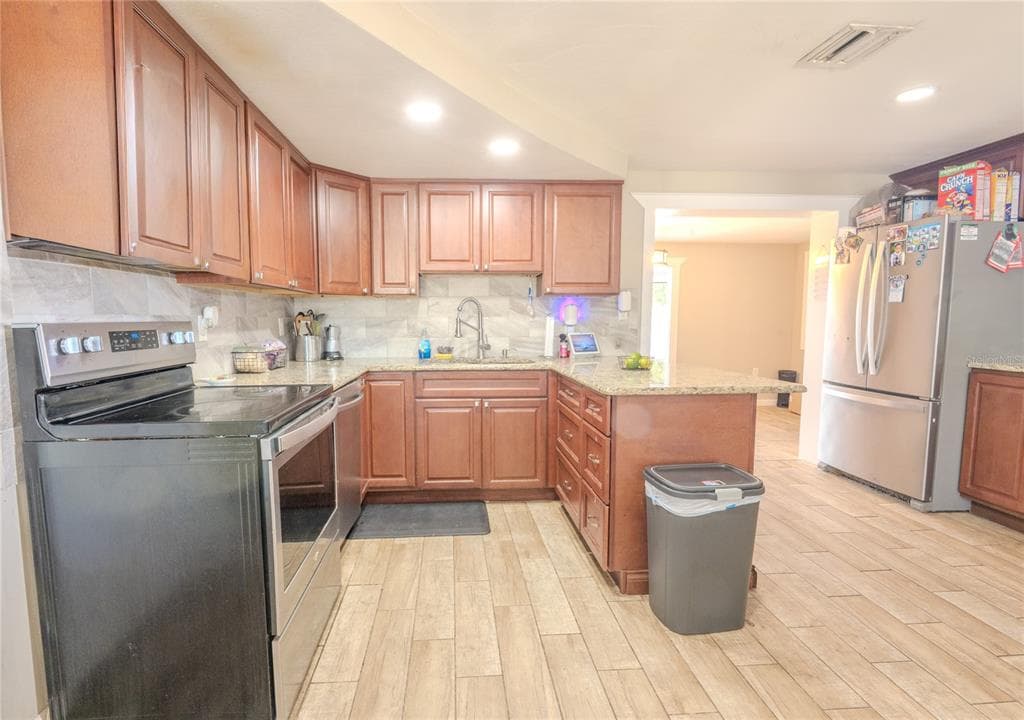 1050 DEAL LANE, HOLIDAY, FL 34691 — zdjęcie 5