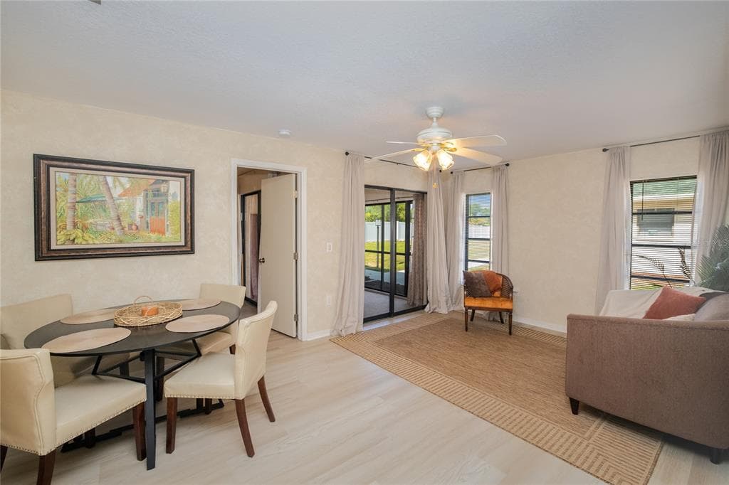24540 HARBORVIEW ROAD # F1, PUNTA GORDA, FL 33980 — zdjęcie 5