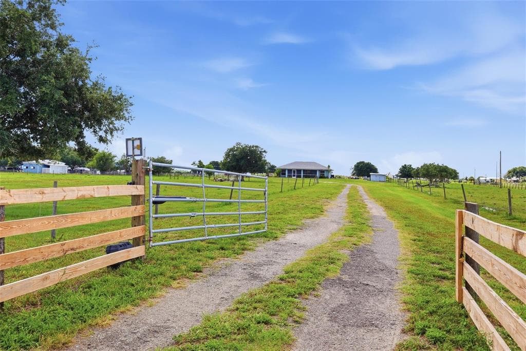13105 MJ ROAD, MYAKKA CITY, FL 34251 — zdjęcie 3