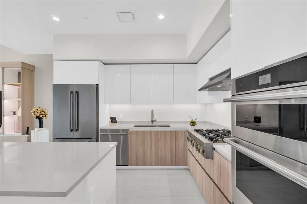 400 CENTRAL AVENUE # 2705, ST PETERSBURG, FL 33701 — zdjęcie 2
