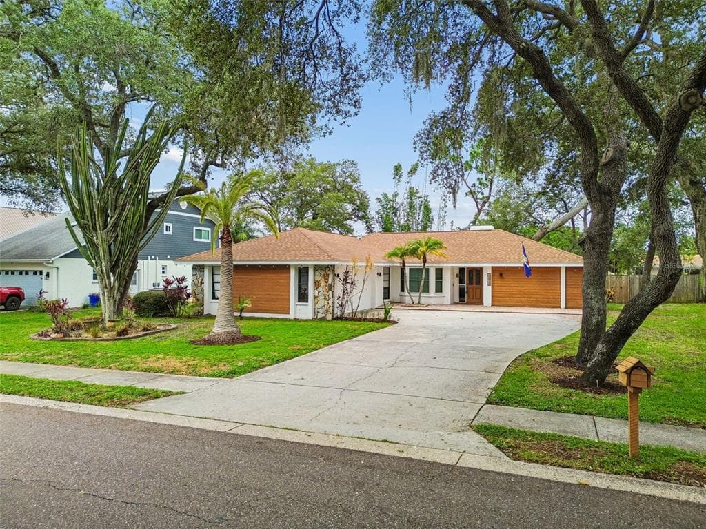 1425 POINSETTIA AVENUE, TARPON SPRINGS, FL 34689 — zdjęcie 4