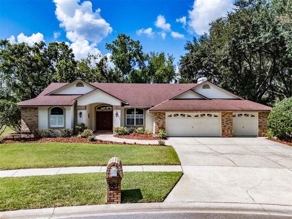 507 SURREY LANE, LUTZ, FL 33549