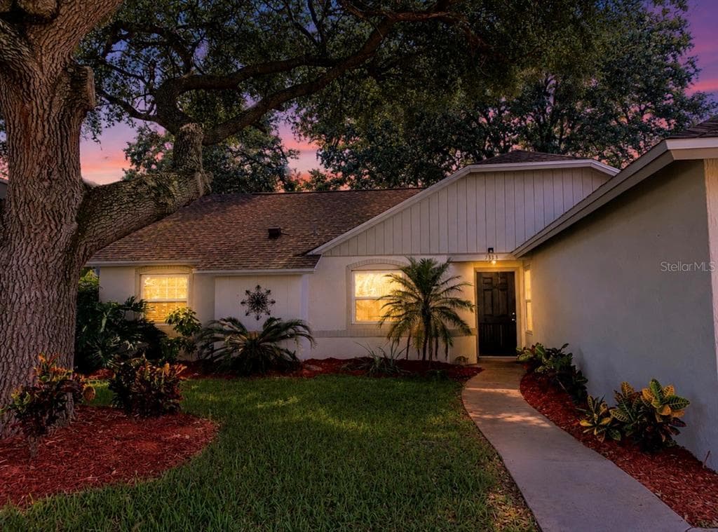 7333 RADIANT CIRCLE, ORLANDO, FL 32810