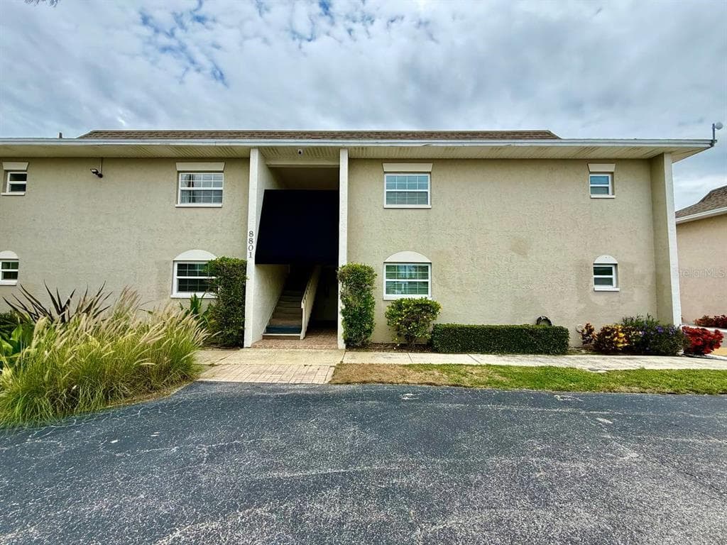 8801 BAY POINTE DRIVE # 102, TAMPA, FL 33615 — zdjęcie 2