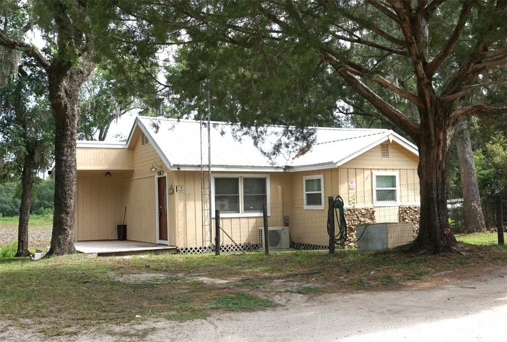 5470 NE 165TH TERRACE ROAD, SILVER SPRINGS, FL 34488