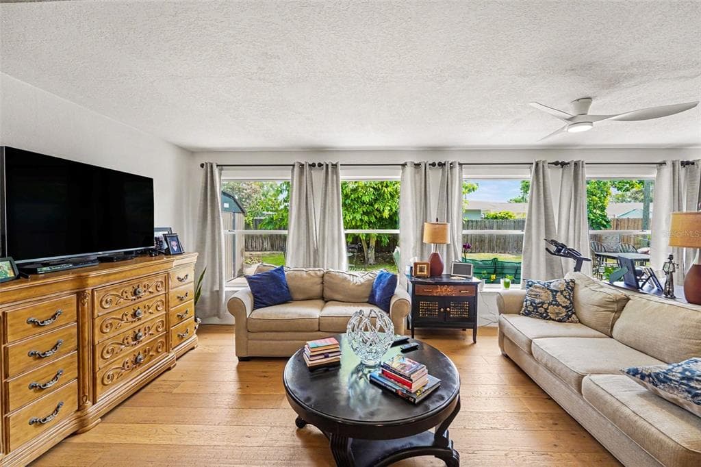 6825 11TH AVENUE N, ST PETERSBURG, FL 33710 — zdjęcie 5