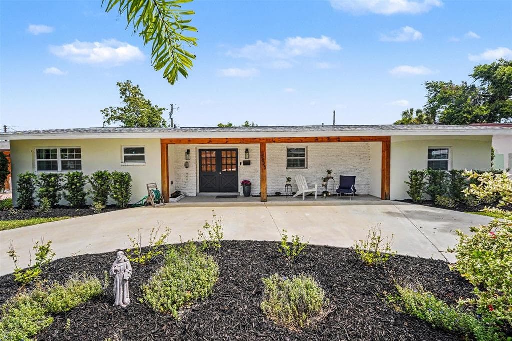 6825 11TH AVENUE N, ST PETERSBURG, FL 33710 — zdjęcie 4