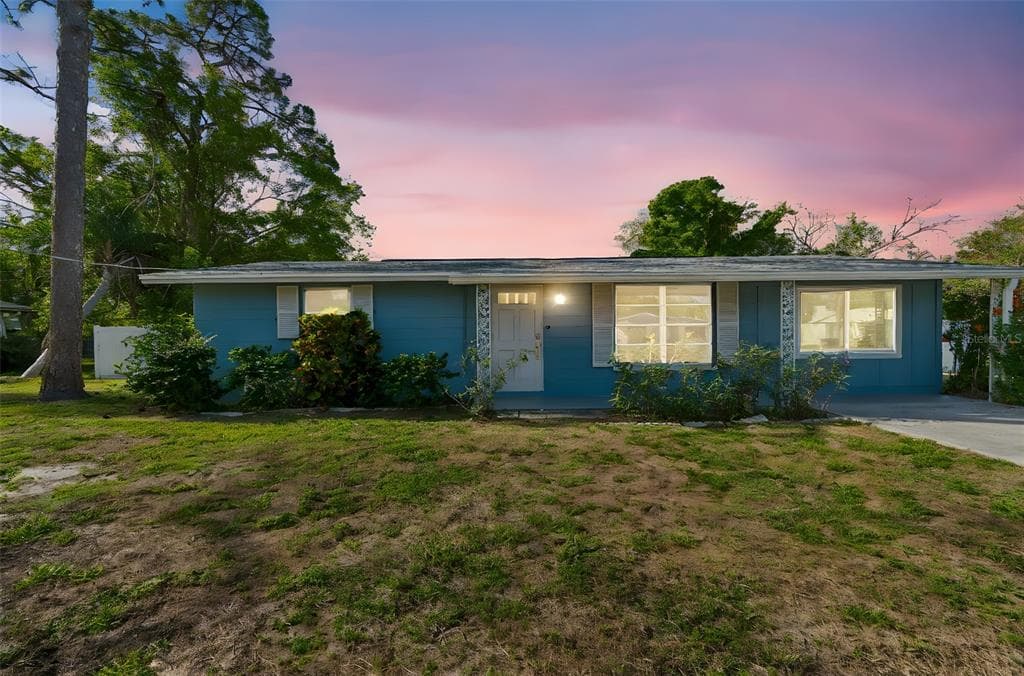 2348 DOUD STREET, SARASOTA, FL 34231