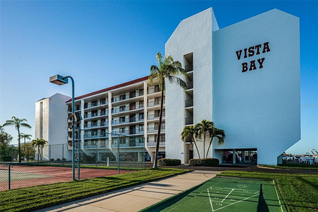 19111 VISTA BAY DRIVE # 304, INDIAN SHORES, FL 33785 — zdjęcie 4