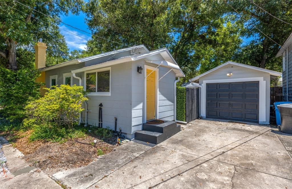 1162 HIGHLAND STREET N, ST PETERSBURG, FL 33701 — zdjęcie 2