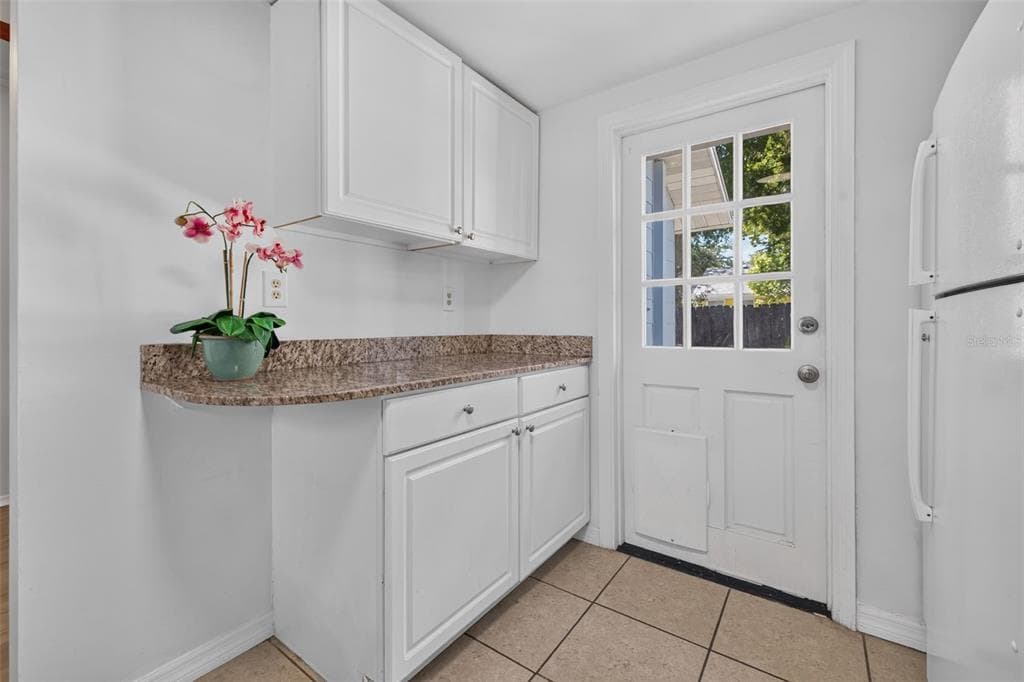 1162 HIGHLAND STREET N, ST PETERSBURG, FL 33701 — zdjęcie 5