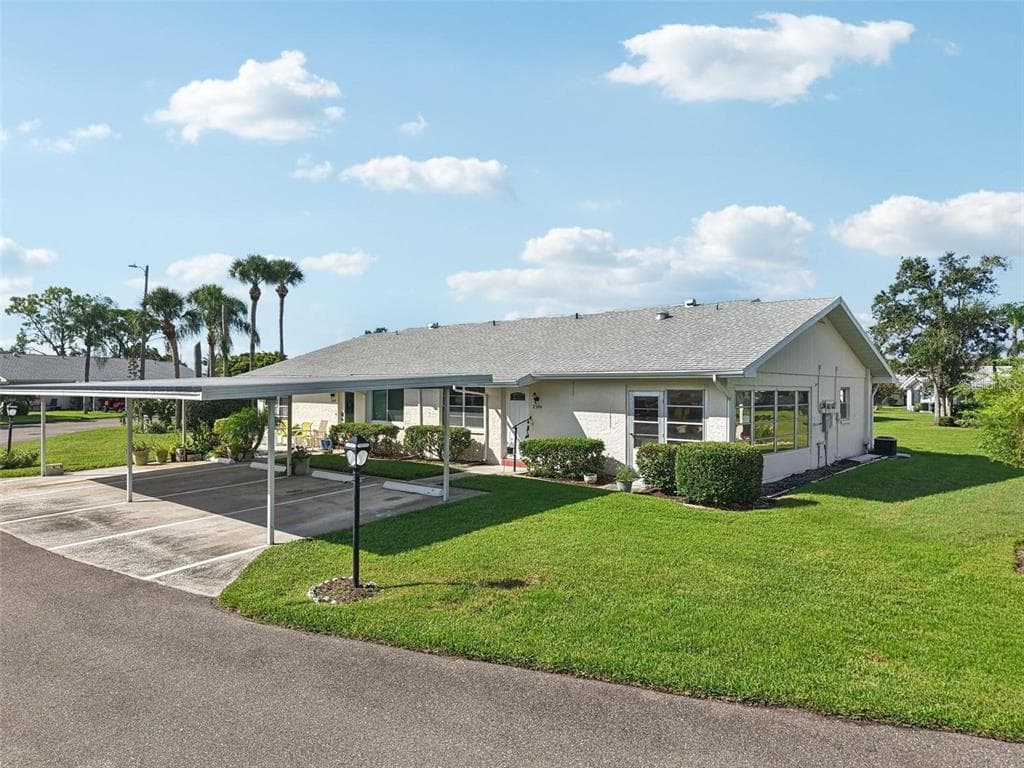 2304 GLENMORE CIRCLE # 327, SUN CITY CENTER, FL 33573 — zdjęcie 2