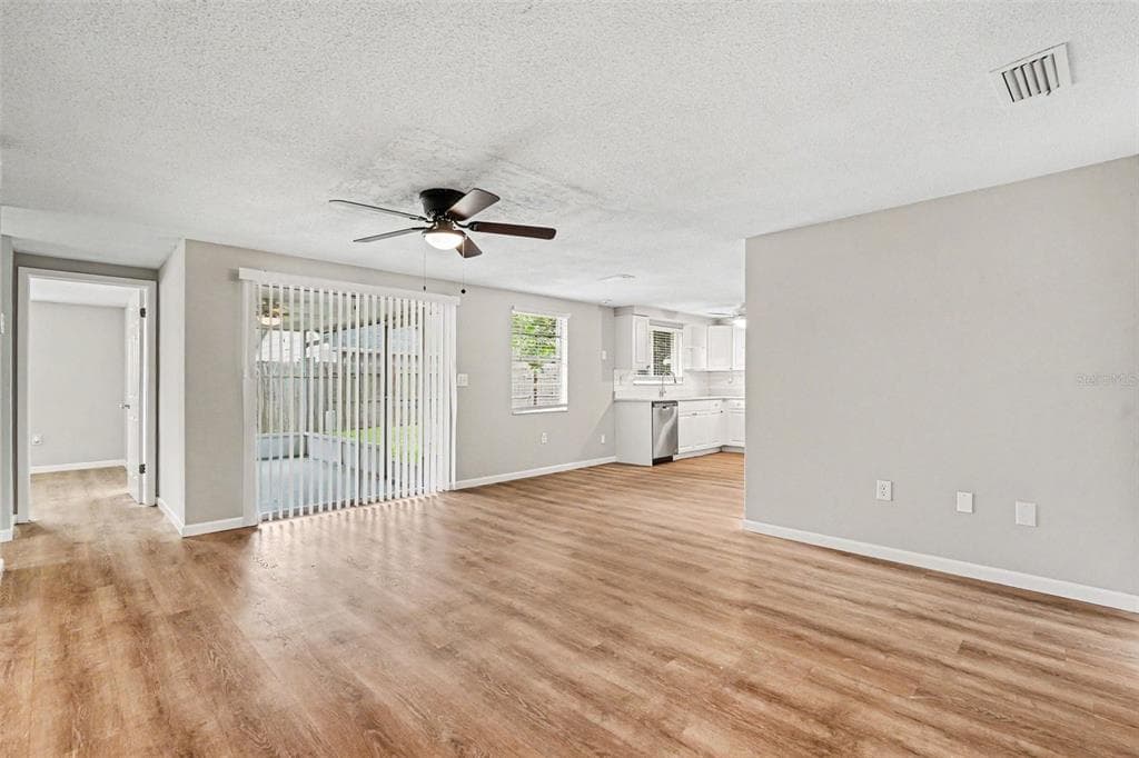 7030 INGLESIDE DRIVE, PORT RICHEY, FL 34668 — zdjęcie 5