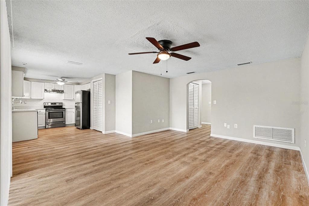 7030 INGLESIDE DRIVE, PORT RICHEY, FL 34668 — zdjęcie 4