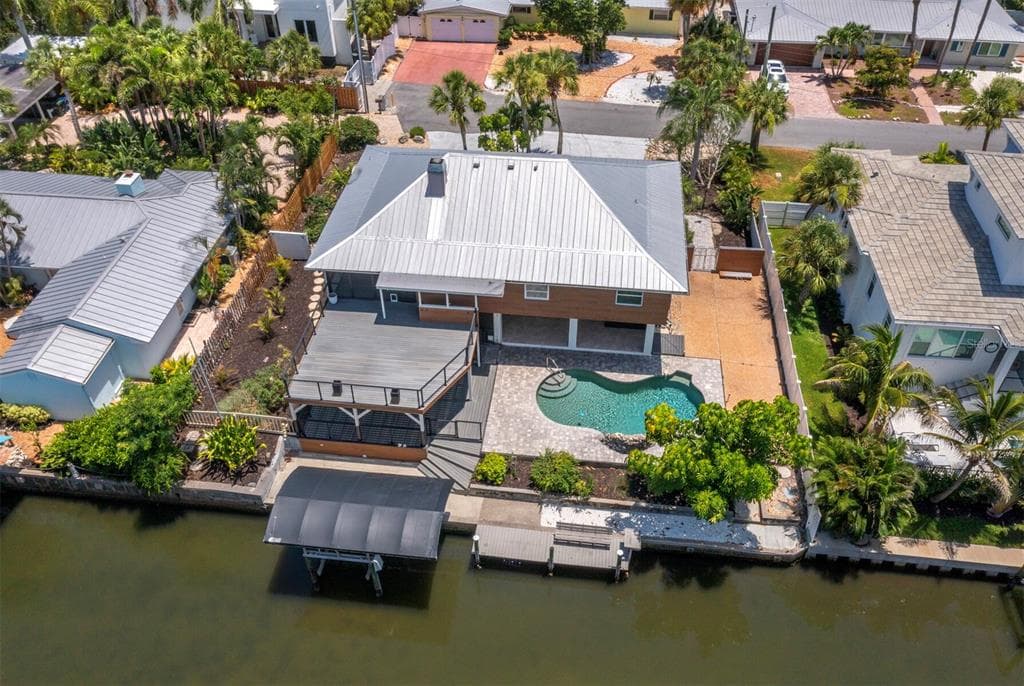 521 CUMMINGS STREET, SARASOTA, FL 34242