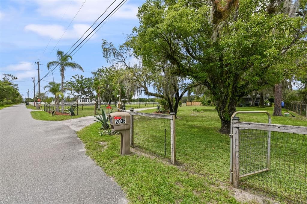 2036 LAKE VIEW AVENUE, CHULUOTA, FL 32766 — zdjęcie 4