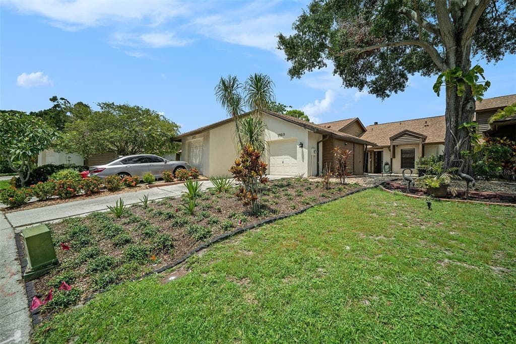 1923 BAYSHORE COURT, SAFETY HARBOR, FL 34695 — zdjęcie 4