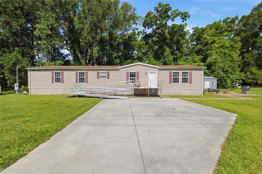 8450 NW 15TH AVENUE, OCALA, FL 34475