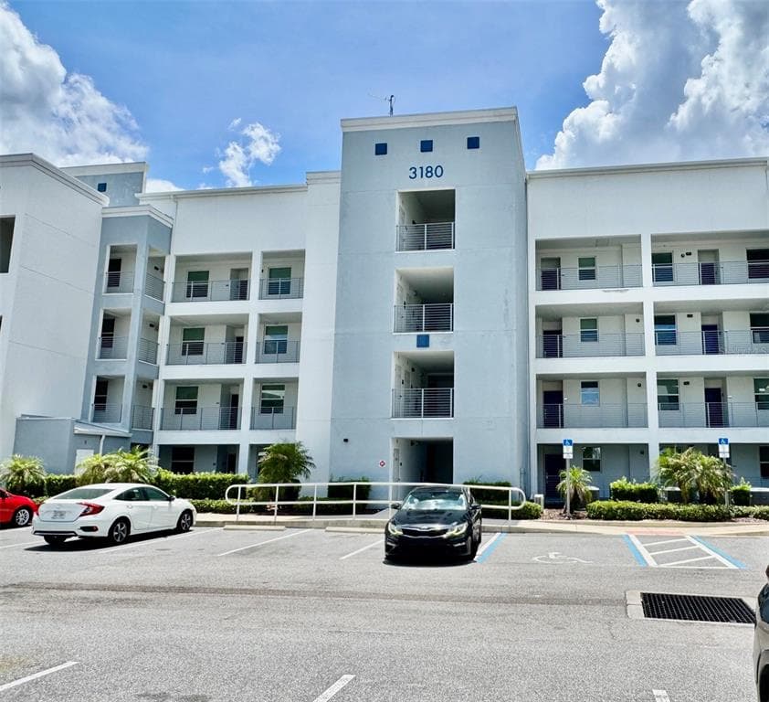 3180 PARADOX CIRCLE # 405, KISSIMMEE, FL 34746