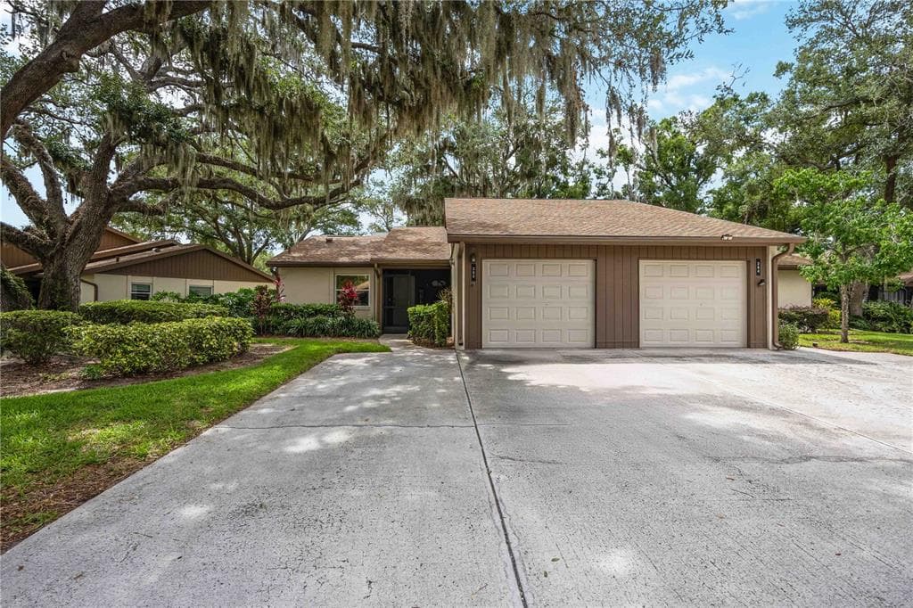 266 OAK HILL DRIVE # 34, SARASOTA, FL 34232