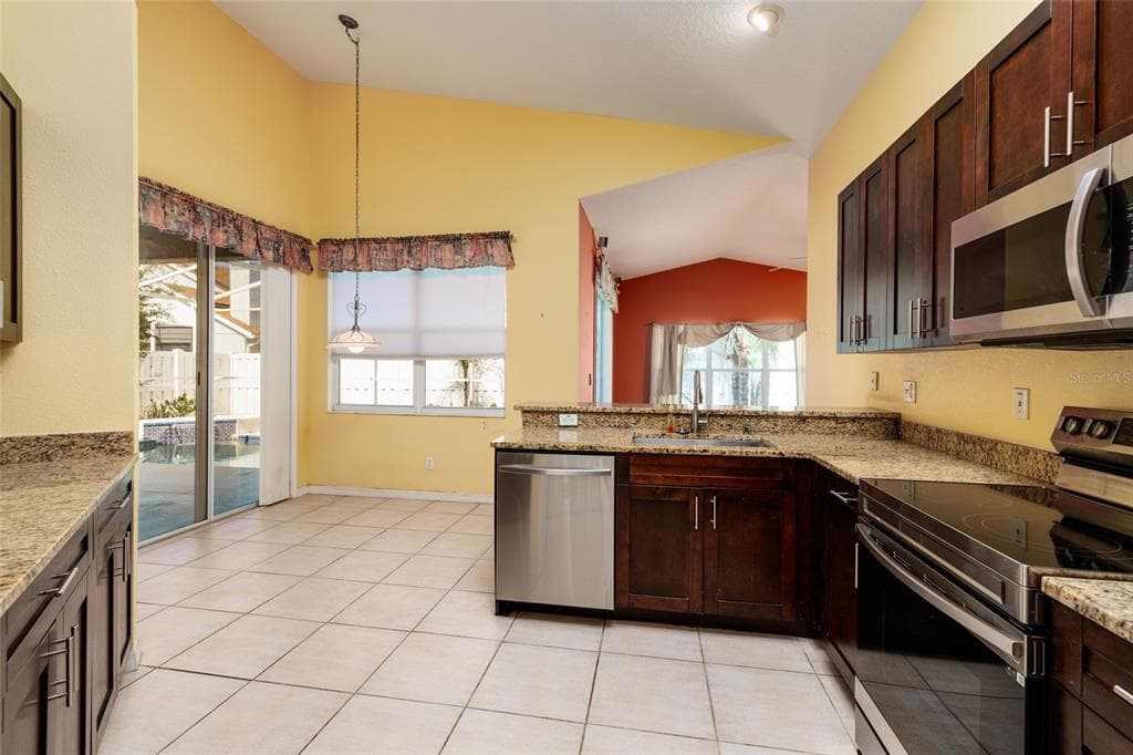 1805 WOOD BEND STREET, TARPON SPRINGS, FL 34689 — zdjęcie 3